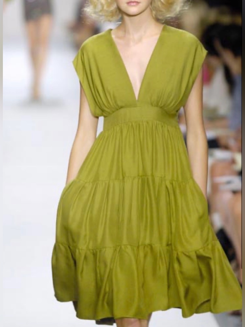 Derek Lam Green V-Neck Tiered Silk Dress / size 4
